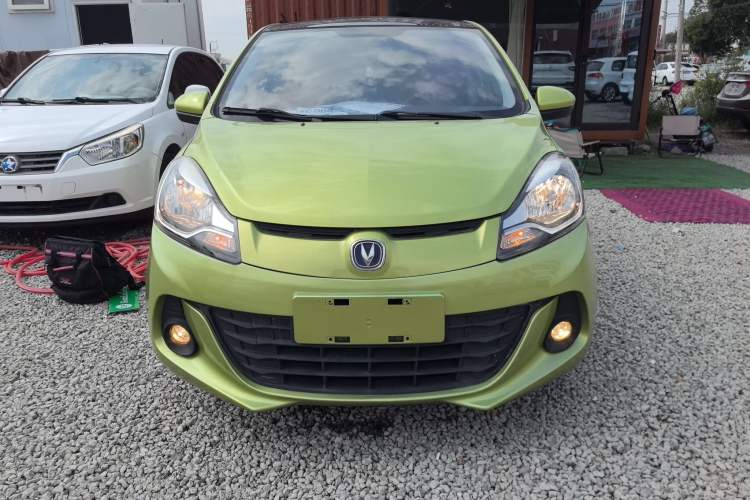 Used CHANGAN Benni 2014 1.4L IMT Luxury Model with Sunroof Front