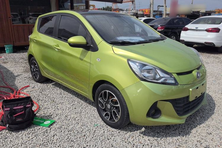 Used CHANGAN Benni 2014 1.4L IMT Luxury Model with Sunroof Front Right 45 Deg