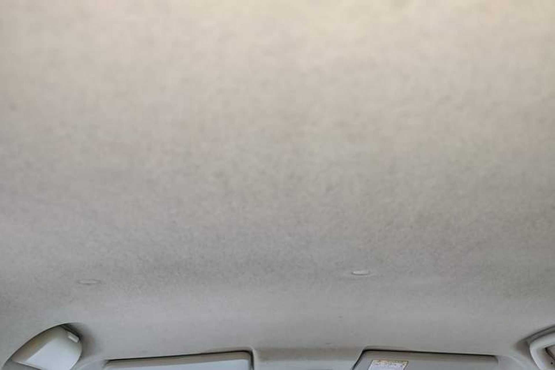 Used CHANGAN Benni 2014 1.4L Manual Luxury Model Headliner