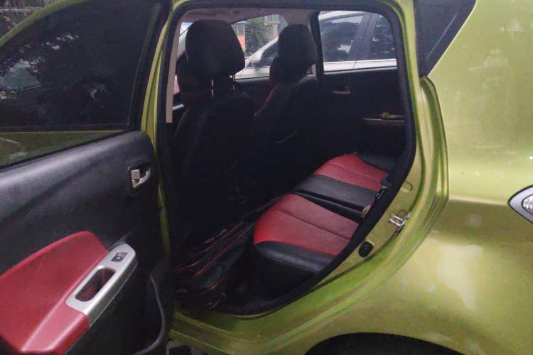 Used CHANGAN Benni 2014 1.4L Manual Sunroof Model Left Rear Seat