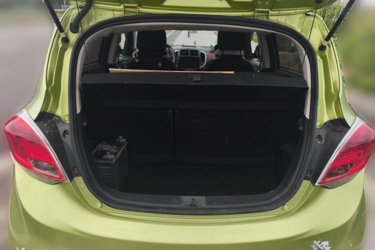 Used CHANGAN Benni 2014 1.4L Manual Sunroof Model Trunk