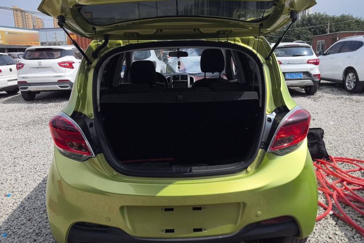 Used CHANGAN Benni 2014 1.4L IMT Luxury Model with Sunroof Trunk