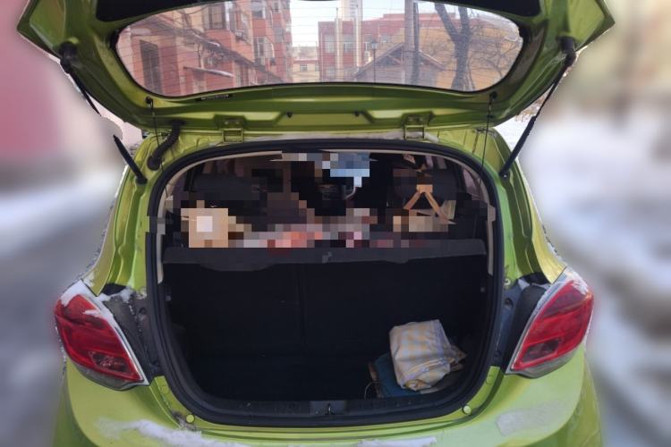 Used CHANGAN Benni 2014 1.4L IMT Luxury Model Trunk
