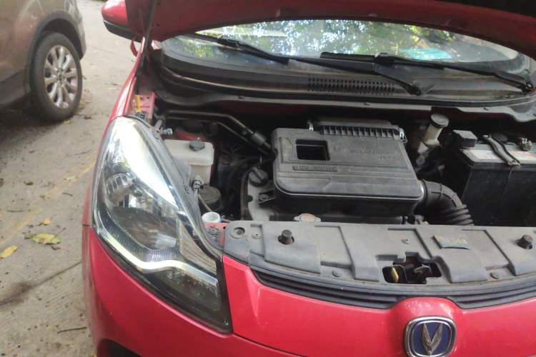 Used CHANGAN Benni 2014 1.4L Manual Sunroof Model Engine Bay Right