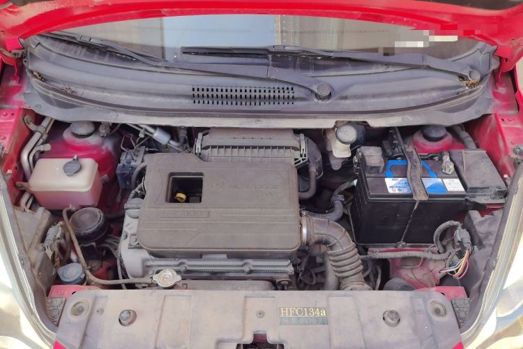 Used CHANGAN Benni 2014 1.4L IMT Luxury Model Engine Bay