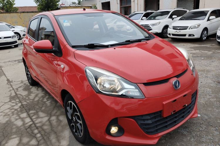 Used CHANGAN Benni 2014 1.4L IMT Luxury Model Front Right 45 Deg