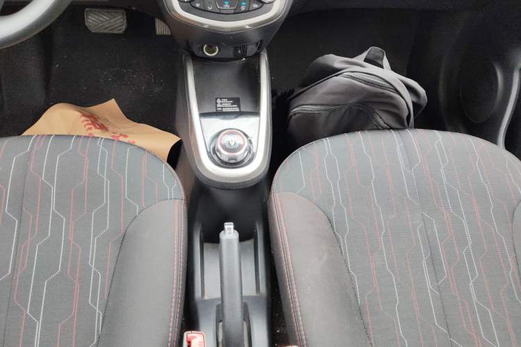Used CHANGAN Benni 2014 1.4L IMT Luxury Model Gear Lever