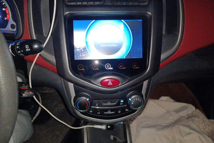 Used CHANGAN Benni 2014 1.4L IMT Luxury Model Audio And AC Panel