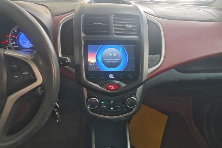 Used CHANGAN Benni 2014 1.4L IMT Luxury Model with Sunroof Audio And AC Panel