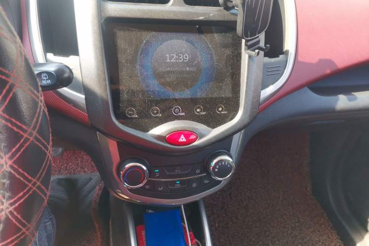 Used CHANGAN Benni 2014 1.4L IMT Luxury Model Audio And AC Panel