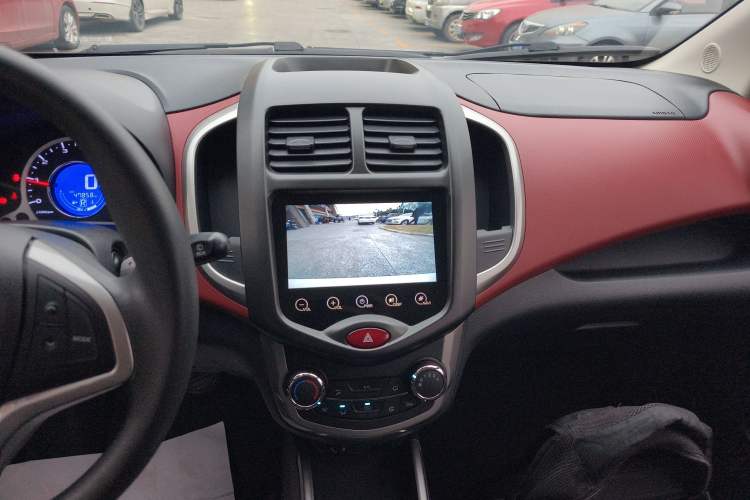 Used CHANGAN Benni 2014 1.4L IMT Luxury Model Audio And AC Panel
