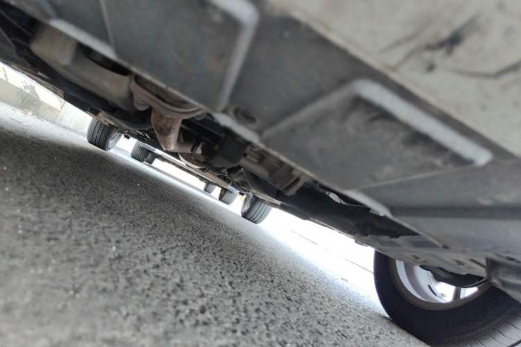 Used CHANGAN Benni 2014 1.4L IMT Luxury Model Chassis Front