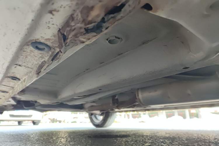 Used CHANGAN Benni 2014 1.4L IMT Luxury Model Chassis Front Right