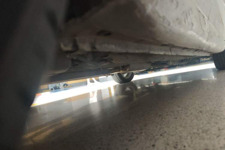 Used CHANGAN Benni 2014 1.4L Manual Luxury Model Chassis Rear Right