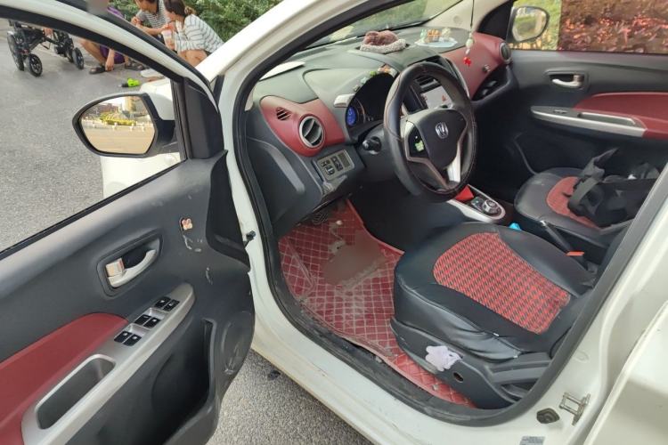 Used CHANGAN Benni 2014 1.4L IMT Luxury Model Driver Seat