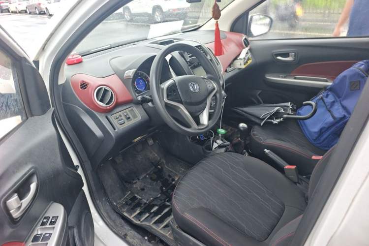 Used CHANGAN Benni 2014 1.4L Manual Luxury Model Driver Seat