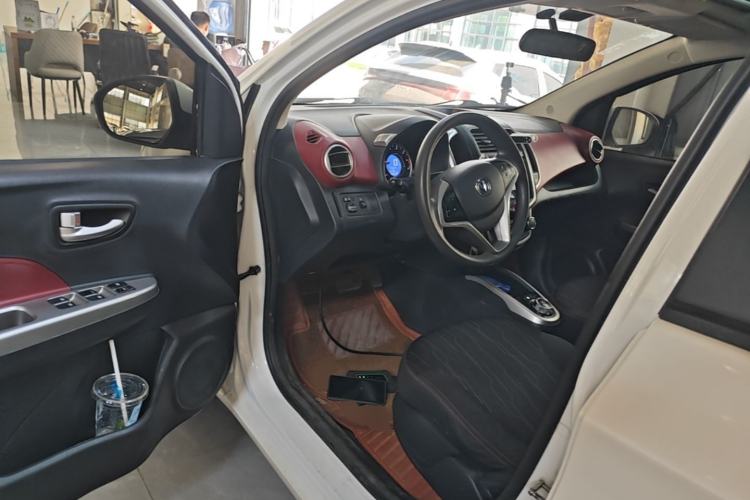 Used CHANGAN Benni 2014 1.4L IMT Luxury Model with Sunroof Driver Seat