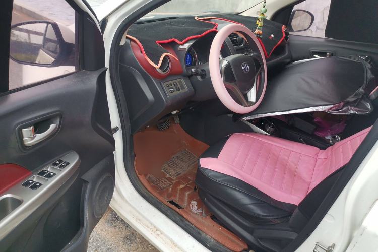 Used CHANGAN Benni 2014 1.4L IMT Luxury Model Driver Seat