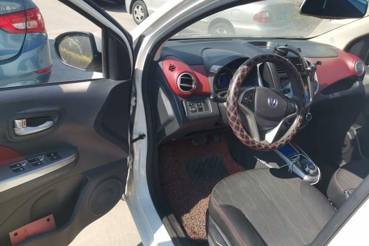 Used CHANGAN Benni 2014 1.4L IMT Luxury Model Driver Seat