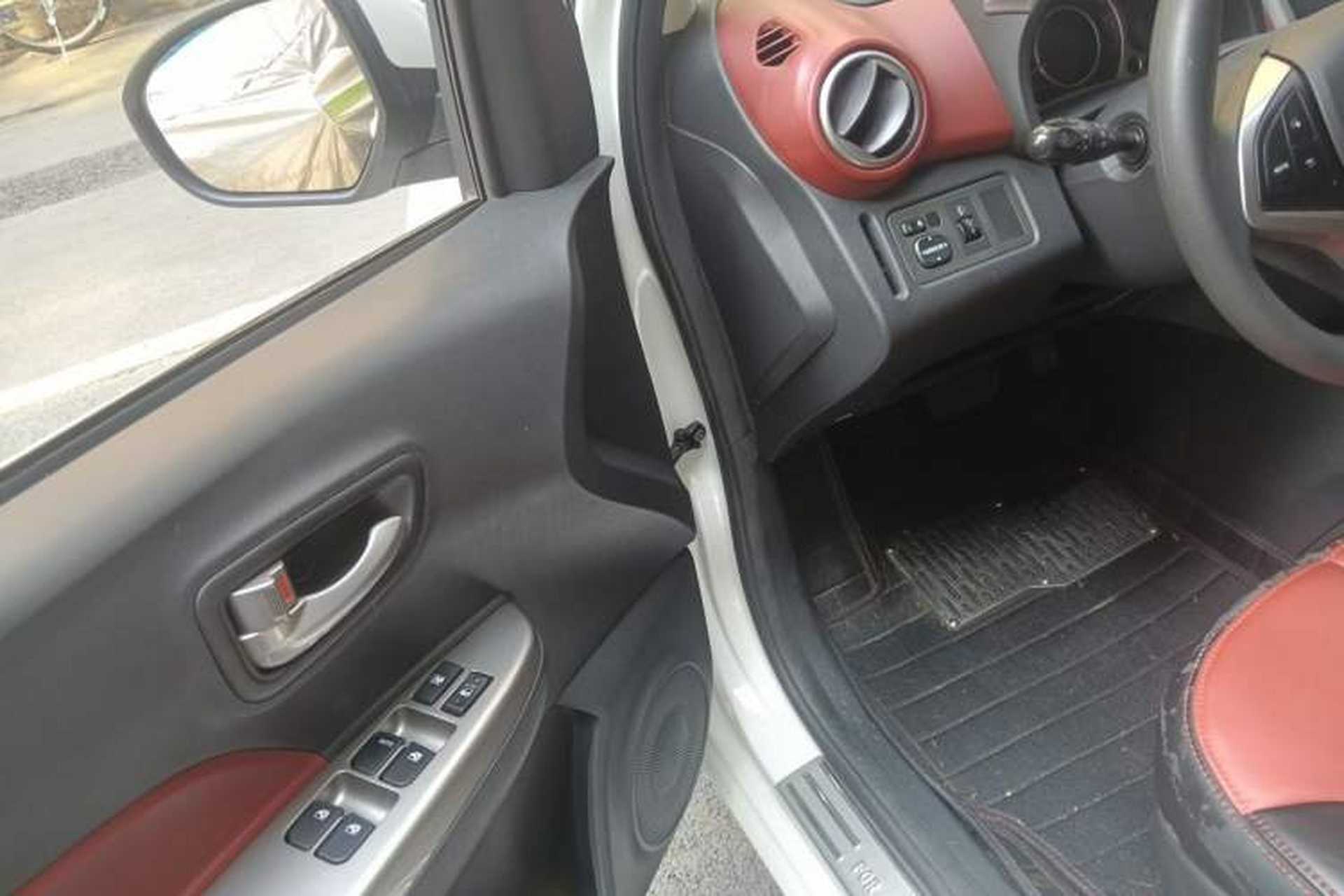 Used CHANGAN Benni 2014 1.4L IMT Luxury Model Driver Seat