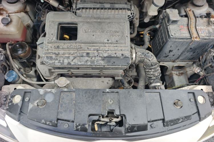 Used CHANGAN Benni 2014 1.4L Manual Luxury Model Engine Bay