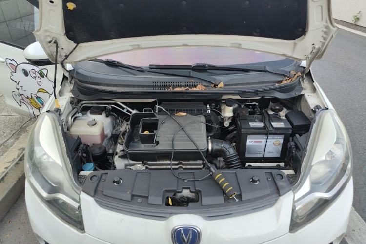 Used CHANGAN Benni 2014 1.4L IMT Luxury Model Engine Bay