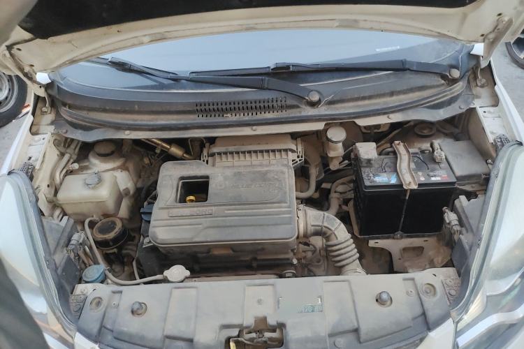 Used CHANGAN Benni 2014 1.4L Manual Luxury Model Engine Bay