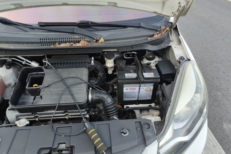 Used CHANGAN Benni 2014 1.4L IMT Luxury Model Engine Bay Left