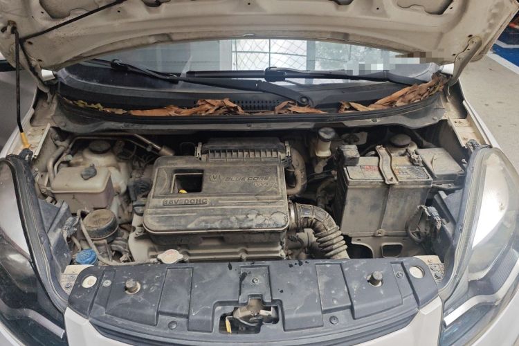 Used CHANGAN Benni 2014 1.4L Manual Luxury Model Engine Bay