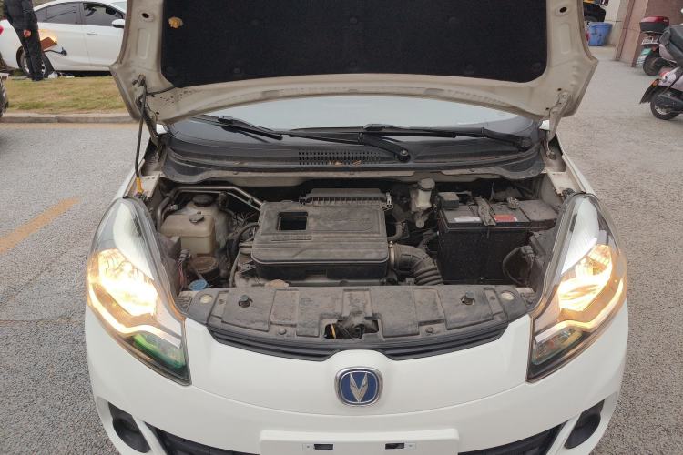 Used CHANGAN Benni 2014 1.4L IMT Luxury Model Engine Bay