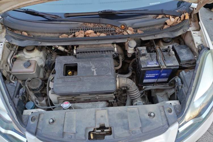Used CHANGAN Benni 2014 1.4L IMT Luxury Model Engine Bay