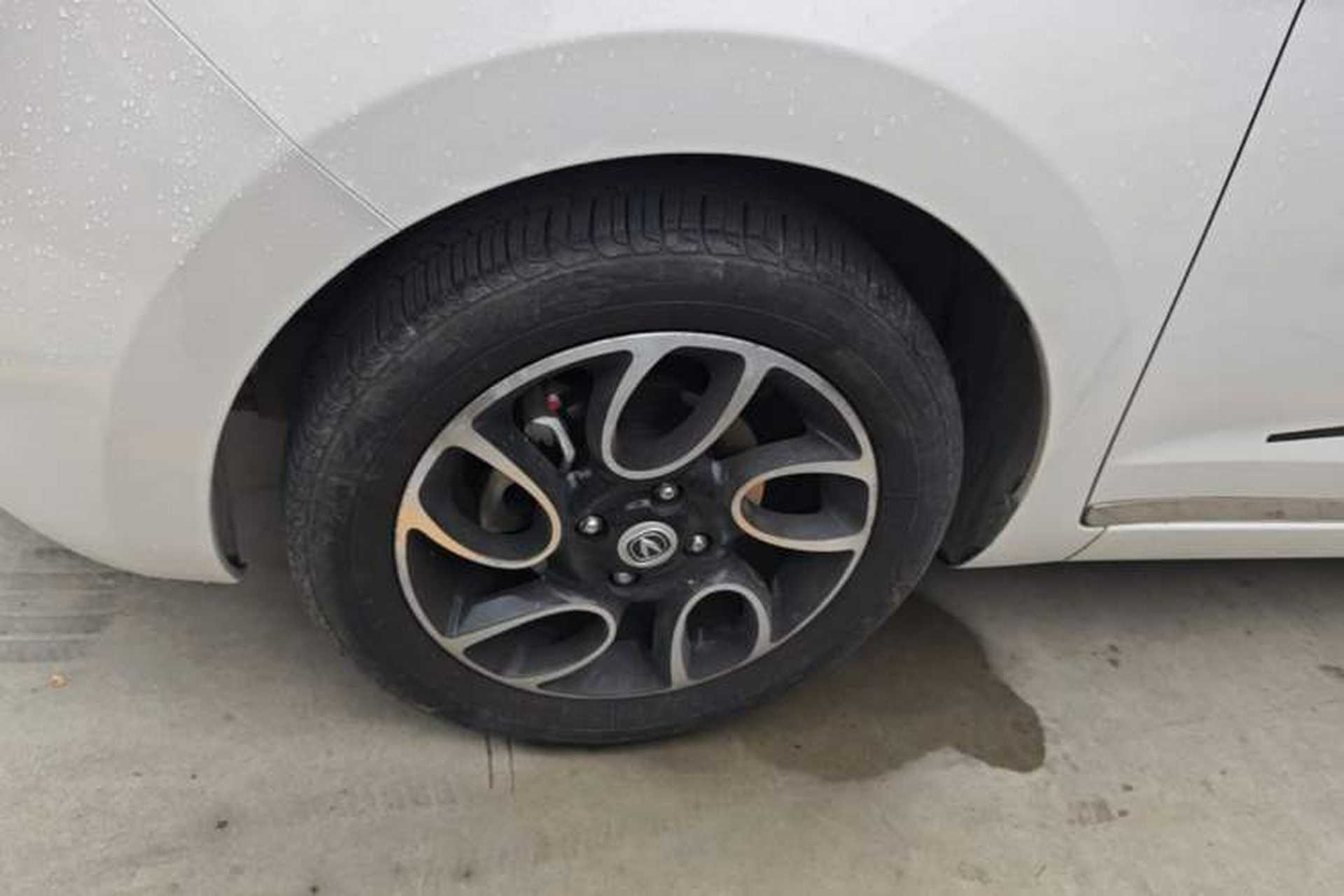 Used CHANGAN Benni 2014 1.4L IMT Luxury Model Exterior 4
