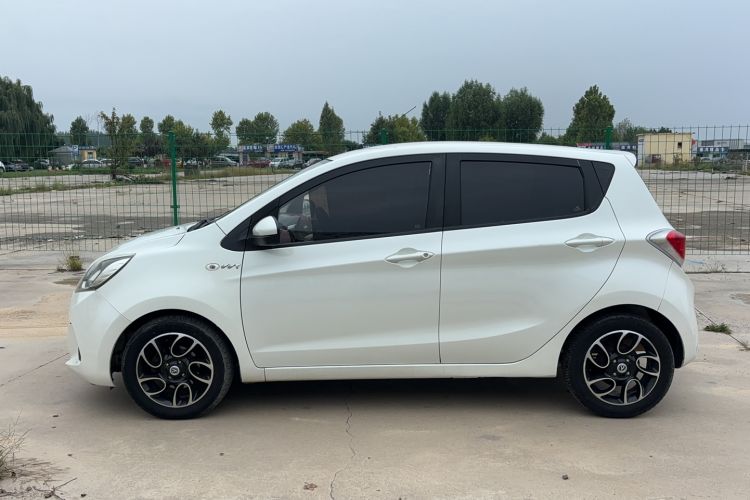 Used CHANGAN Benni 2014 1.4L IMT Luxury Model Exterior 6