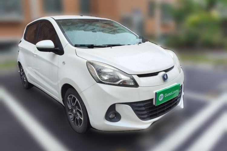 Used CHANGAN Benni 2014 1.4L IMT Luxury Model Front Right 45 Deg