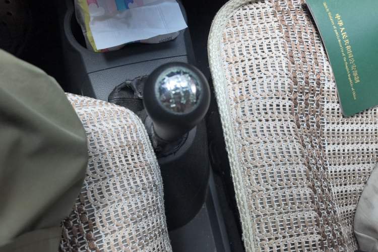 Used CHANGAN Benni 2014 1.4L Manual Luxury Model Gear Lever