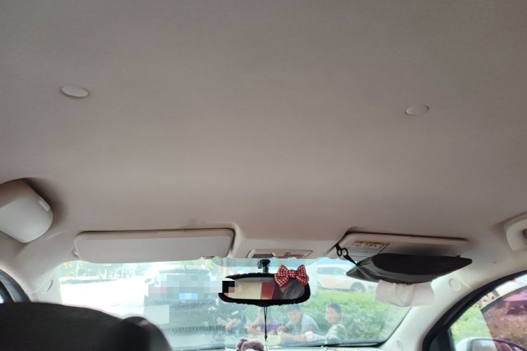 Used CHANGAN Benni 2014 1.4L IMT Luxury Model Headliner