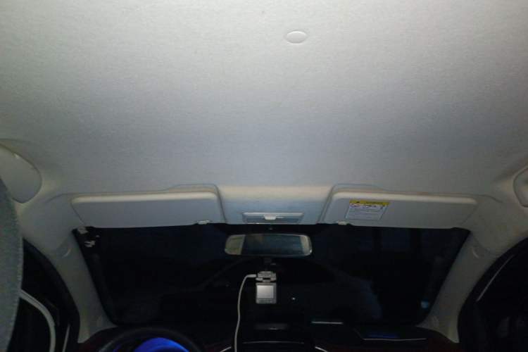 Used CHANGAN Benni 2014 1.4L IMT Luxury Model Headliner
