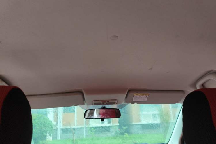 Used CHANGAN Benni 2014 1.4L IMT Luxury Model Headliner