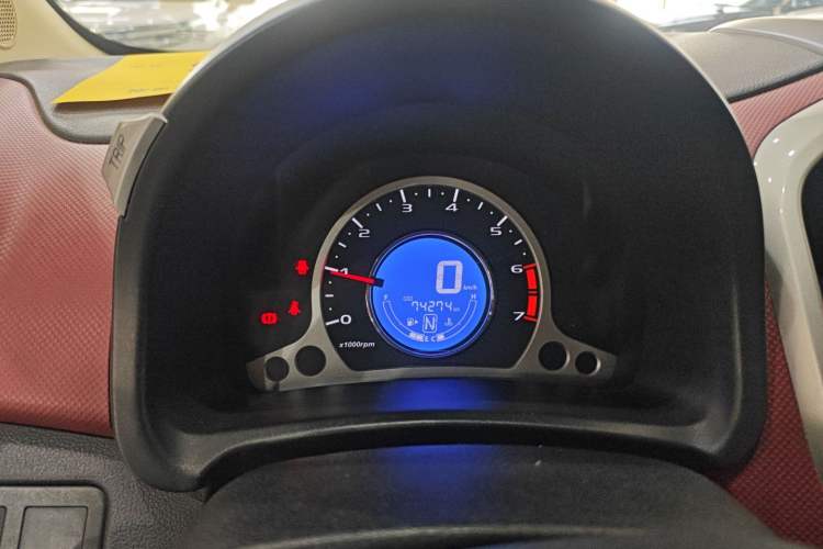 Used CHANGAN Benni 2014 1.4L IMT Luxury Model with Sunroof Instrument Cluster