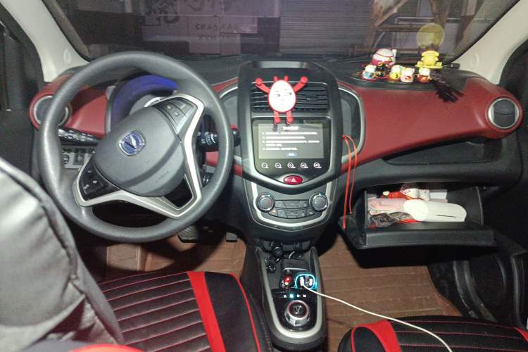 Used CHANGAN Benni 2014 1.4L IMT Luxury Model Interior 2