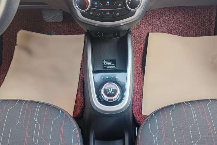 Used CHANGAN Benni 2014 1.4L IMT Luxury Model Interior 3