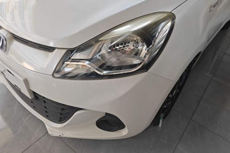 Used CHANGAN Benni 2014 1.4L IMT Luxury Model with Sunroof Left Front Headlight