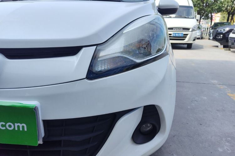 Used CHANGAN Benni 2014 1.4L IMT Luxury Model with Sunroof Left Front Headlight