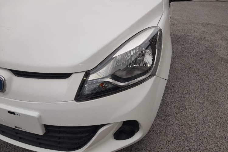 Used CHANGAN Benni 2014 1.4L IMT Luxury Model Left Front Headlight