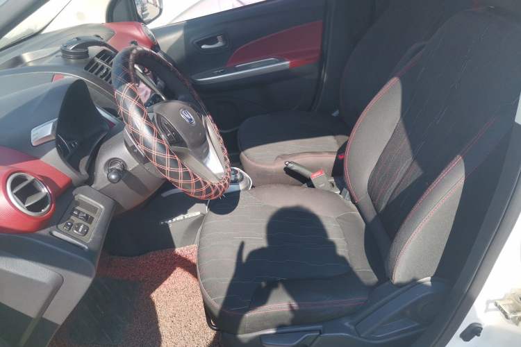 Used CHANGAN Benni 2014 1.4L IMT Luxury Model Left Front Seat