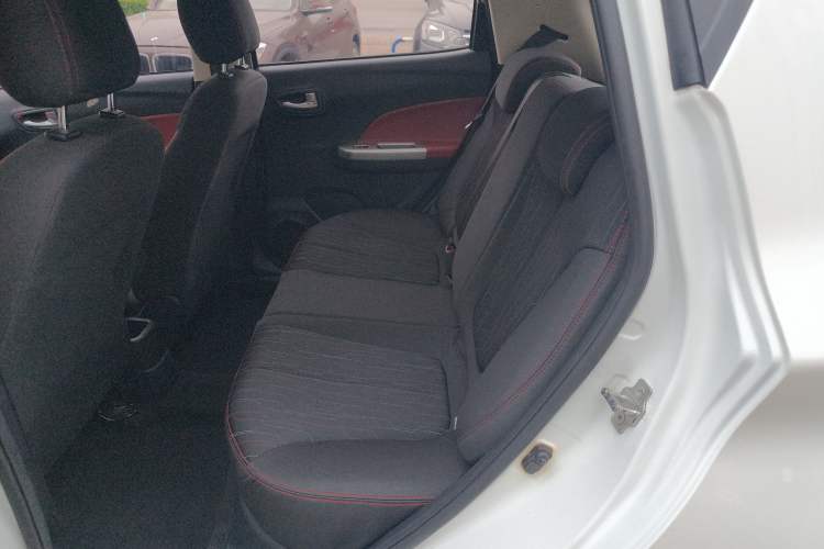 Used CHANGAN Benni 2014 1.4L IMT Luxury Model Left Rear Seat