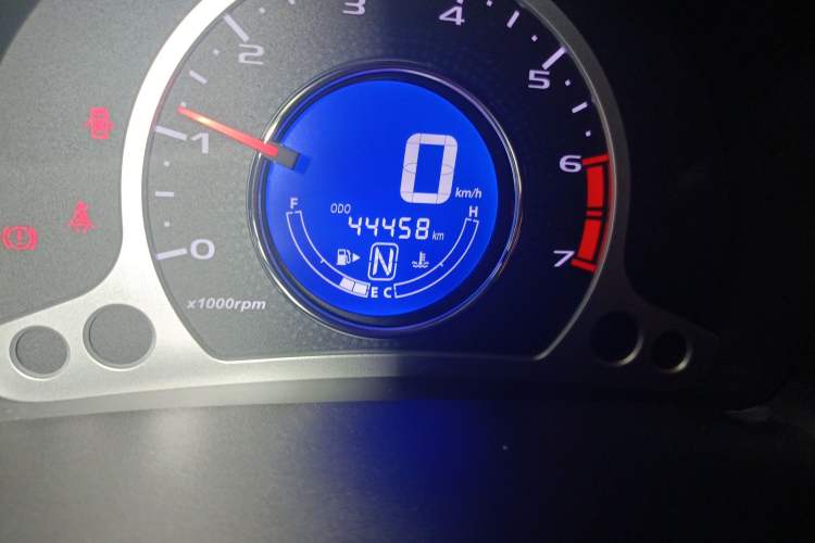 Used CHANGAN Benni 2014 1.4L IMT Luxury Model Odometer Close Up