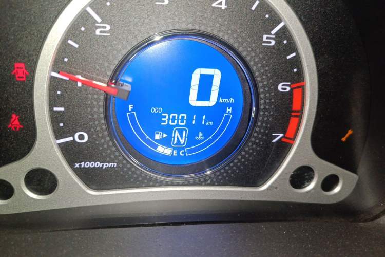 Used CHANGAN Benni 2014 1.4L IMT Luxury Model Odometer Close Up