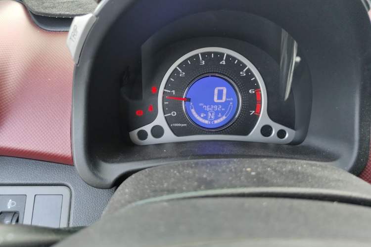 Used CHANGAN Benni 2014 1.4L IMT Luxury Model Odometer Close Up