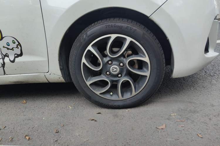 Used CHANGAN Benni 2014 1.4L IMT Luxury Model Right Front Wheel Hub